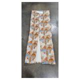 Snug Sack Heritage Quilts Sleeping Bag and Beige Cushion & Pink Fringed Blanket (unpictured)