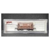 Atlas N Scale Model Railroad Cars and Locomotive Collection in Boxes - miniatures