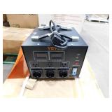 VEVOR Voltage Converter Transformer 5000-Watt Up/Down Transformer 110V/220-Volt with US/EU Outlet 5-Volt USB Port CE Certified