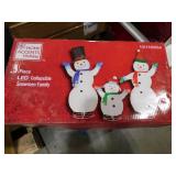 VEIKOUS 4 ft. Snowman Family Outdoor Christmas Holiday Yard Decoration Warm White LED(3-Piece)
