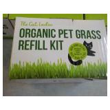 7 Organic Pet Grass Refill Kits...