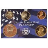 2006 Proof Set, 10 Coins Total. Includes North & South Dakota and the Sacagawea Dollar Coin.