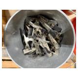 (4) buckets of metal spring clamps