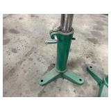 (3) Adjustable V-head Pipe Roller Stands
