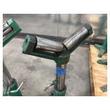 (3) Adjustable V-head Pipe Roller Stands