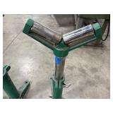 (3) Adjustable V-head Pipe Roller Stands