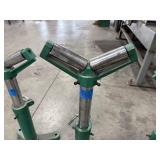 (3) Adjustable V-head Pipe Roller Stands