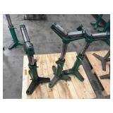 (3) Adjustable  V-head Pipe Roller Stands