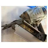 Hitachi Pneumatic 30-degree 3 1/2"clipped head Framing Nailer ND 90AD