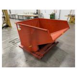 Meco 2-yard  Self-Dumping Hopper, capacity 4000 pounds