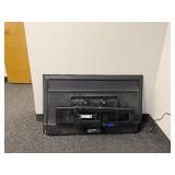 Vizio TV model V505-J09 with remote & wall mount