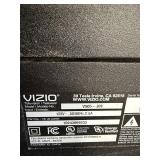 Vizio TV model V505-J09 with remote & wall mount Model CWM800FM