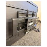 Vizio TV model V505-J09 with remote & wall mount Model CWM800FM