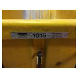 Rubbermaid Commercial 1050 Standard Duty 1 cu/yd 1000 Lb Cart