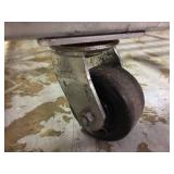 Rolling Heavy Wire Storage Cages 48" x 40" x 38"