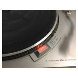 SANYO JCX 2100KR Receiver + TP1010 Turntable - Powers On!