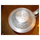 Lidded glass beer mugs