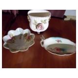 Small flowered trinket bowls