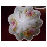 Small flowered trinket bowls