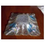 This is an IL Quadrifoglio hand-decorated in Italy, square art glass bowl.