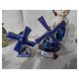 Netherlands salt and pepper shakers