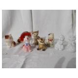 Cat figurines
