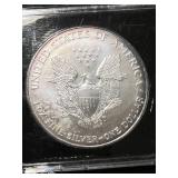1997 AMERICAN SILVER EAGLE 1 TROY OZ .999 FINE SILVER IN CASE