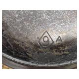 Lodge 10" Cast Iron Pan with Lodge Cast Iron Cookbook