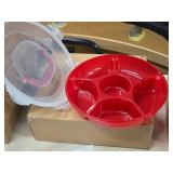 Lock n Lock® Plastic Serving Tray with Lid