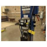 Bendpak 2 Post Vehicle lift with Ex...