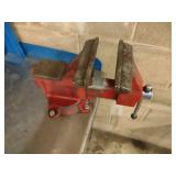 Workbench with 6 1/2" Swivel Vise, ...