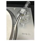 ION iTTUSB USB Turntable Record Player with Manuals and USB Cable