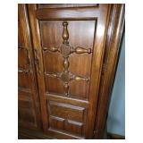 Retro Sumter Korn Cabinet Wardrobe Armoire
