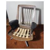 Heywood-Wakefield Swivel Lounge Chair