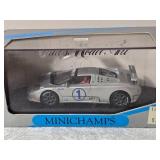 Die Cast Model Cars - 1:43 - MINICHAMPS - Bugatti EB 110 Super Sports / BMW 507 Open Cabriolet (1956) / Alfa Romeo 155 V6 TI DTM (1995)
