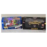NASCAR Die Cast Model Cars - 1:24 [24K GOLD PLATED] - Hot Wheels / Racing Champions - Zerex Ford Taurus Roush #6 Mark Martin (1999) - Reflections in Gold Valvoline Ford Taurus Roush #6 Mark Martin (19