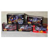 NASCAR Die Cast Model Cars Ð 1:24 Ð Hot Wheels / Racing Champions Ð Mobil 1 #12 Mayfield (2000), Valvoline #6 Martin (1998/Stock Rod 1949), Hot Wheels #44 Petty (1999) incl. ÒNASCAR Rocks America