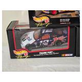 NASCAR Die Cast Model Cars Ð 1:24 Ð Hot Wheels / Racing Champions Ð Mobil 1 #12 Mayfield (2000), Valvoline #6 Martin (1998/Stock Rod 1949), Hot Wheels #44 Petty (1999) incl. ÒNASCAR Rocks America