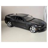 Die Cast Model Cars - 1:18 - Maisto - Chevrolet Camero SS (2016) / Lamborgini V12 Vision Gran Turismo