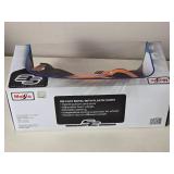 Die Cast Model Cars - 1:18 - Maisto - Chevrolet Camero SS (2016) / Lamborgini V12 Vision Gran Turismo