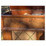 Vintage RCA Victrola Console Ð Record Player Cabinet