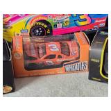 NASCAR Die Cast Model Cars - 1:24/43 - Action / Sports Image / Revell /  - Chevrolet Monte Carlo # 3 - Dale Earnhardt Collection (9)