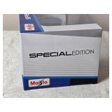 Die Cast Model Cars - 1:18 - Maisto - Chevrolet Corvette (1965)