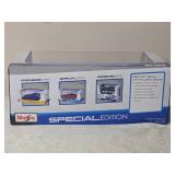 Die Cast Model Cars - 1:18 - Maisto - Chevrolet Camaro SS (2016)