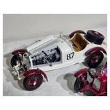 Vintage 1:18 Burago Classic Roadster Duo – Alfa Romeo 8C & Mercedes-Benz SSK Models