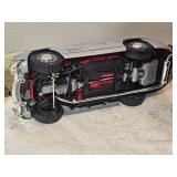 1:18 Die-Cast Sports Car Trio – Maserati Tipo 61 “Birdcage” / Jaguar C-Type / Mercedes-Benz 300SL Gullwing