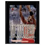 Michael Jordan  1997 Fleer Ultra #16 Chicago Bulls Basketball Card