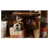 Full Case of General Electric Fluorescent Light Bulbs, 6 Bulbs in Box F40GO , 40 Watts, Gold Color Light, 48 Inches Long