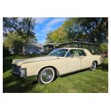 1969 Lincoln Continental Collector Car