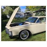 1969 Lincoln Continental Collector Car